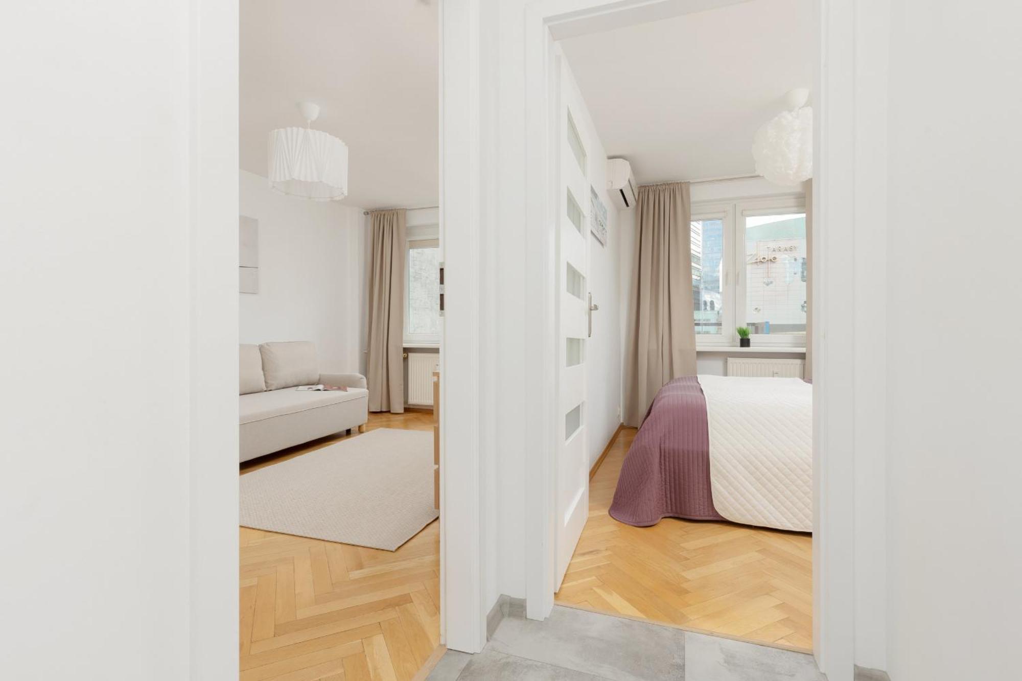 City Center Chmielna 100 Варшава Екстер'єр фото