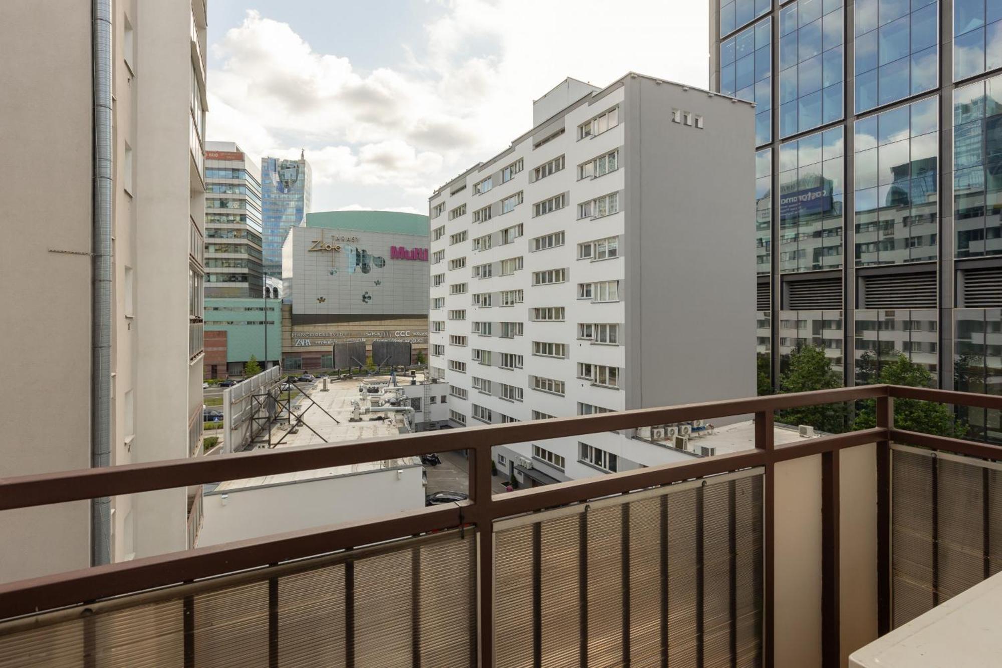 City Center Chmielna 100 Варшава Екстер'єр фото